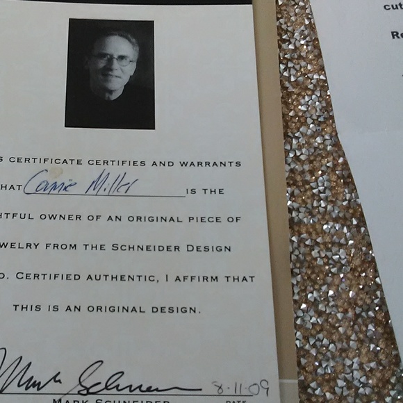 Ring - Picture 5 of 5